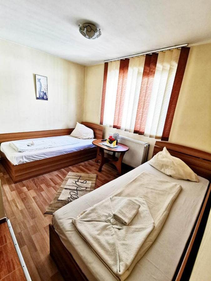 International Recola Motel Băneşti Esterno foto