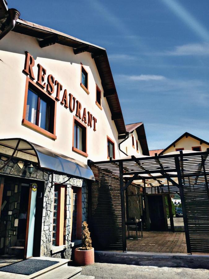 International Recola Motel Băneşti Esterno foto