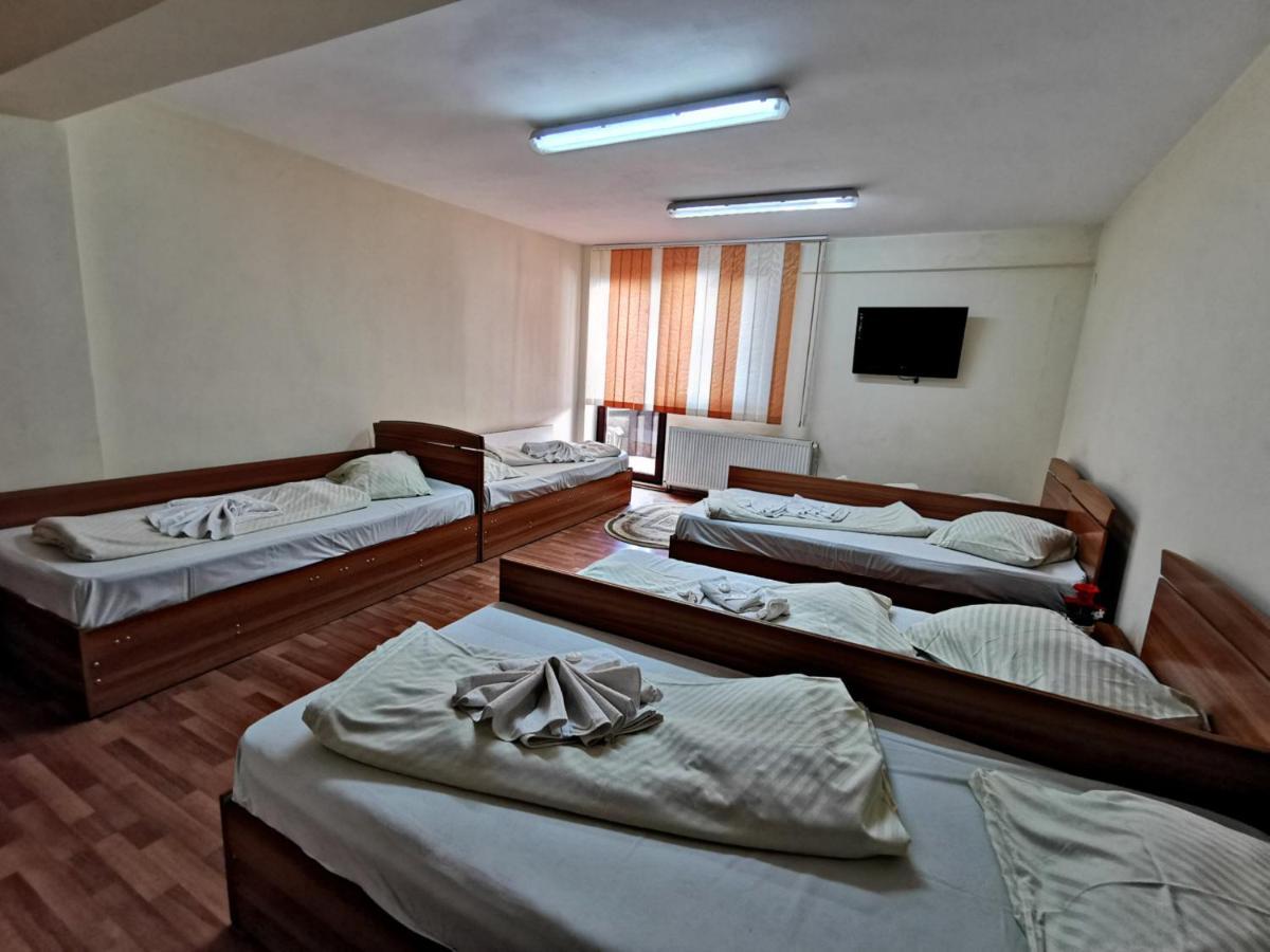 International Recola Motel Băneşti Esterno foto