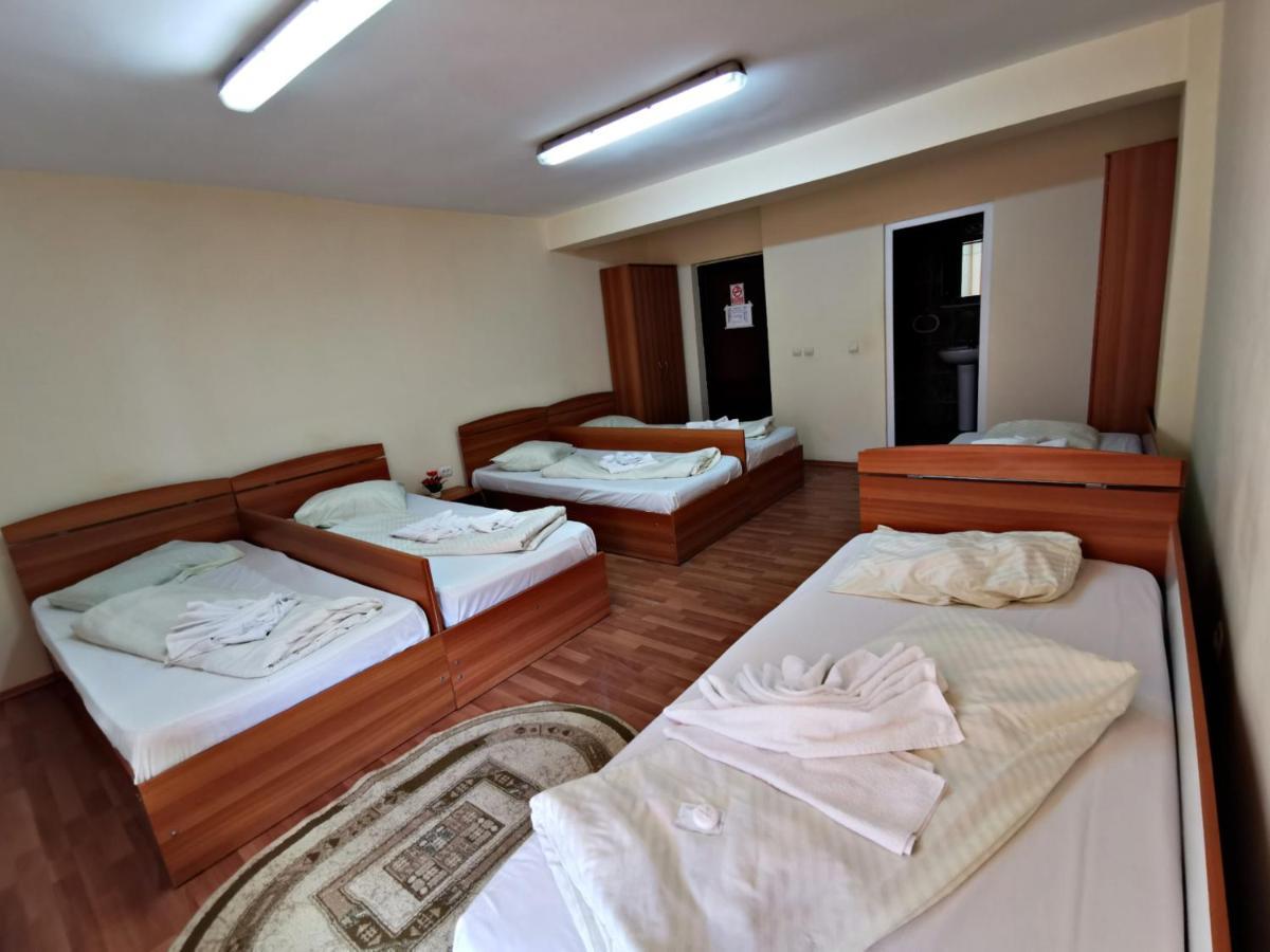 International Recola Motel Băneşti Esterno foto