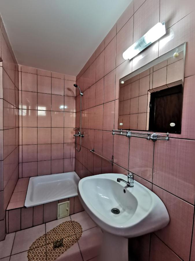 International Recola Motel Băneşti Esterno foto